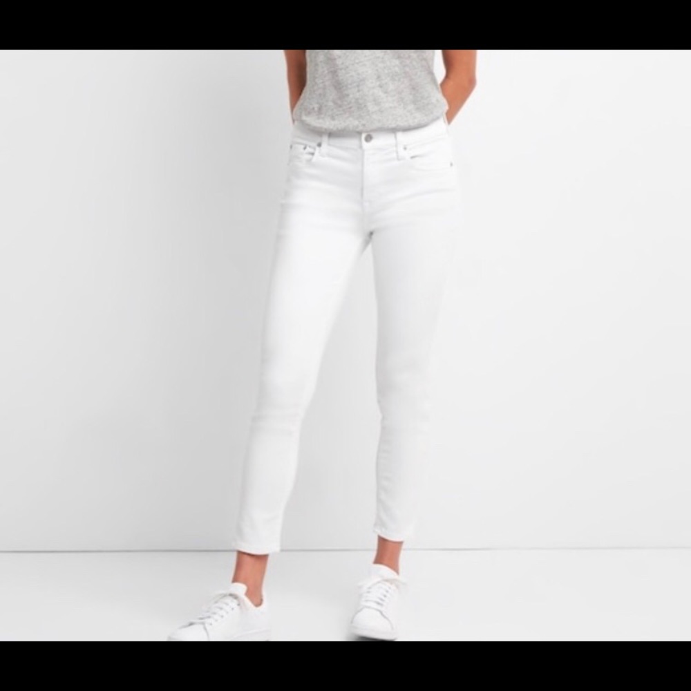 Gap white skinny jeans